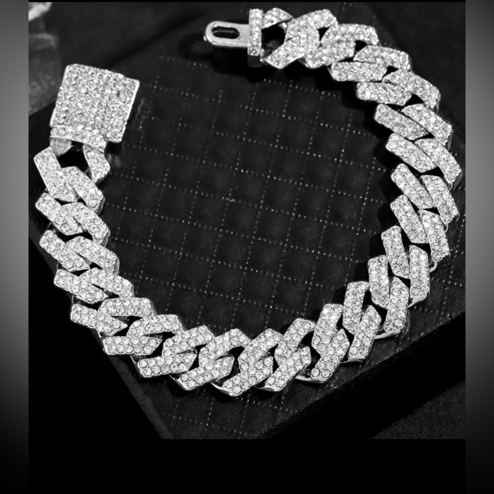 Silver bracelet 8 inch